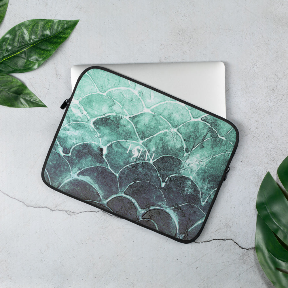 Turquoise Fish scale - Laptop Sleeve
