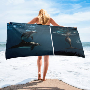 Dolphins glory - Beach Towel